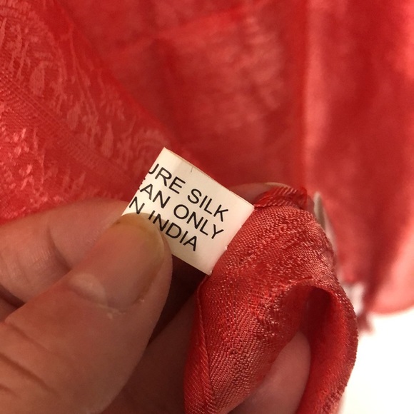 🐇 - bunny sale - 💯 % pure silk scarf from India - Picture 6 of 8